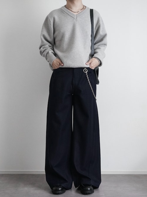 「SOCCE(ソーシー)のソフトタッチルーズクルー/Vネックニット(ニット/セーター)」を使った、itsukiさん(メンズ・167cm)の秋コーディネート