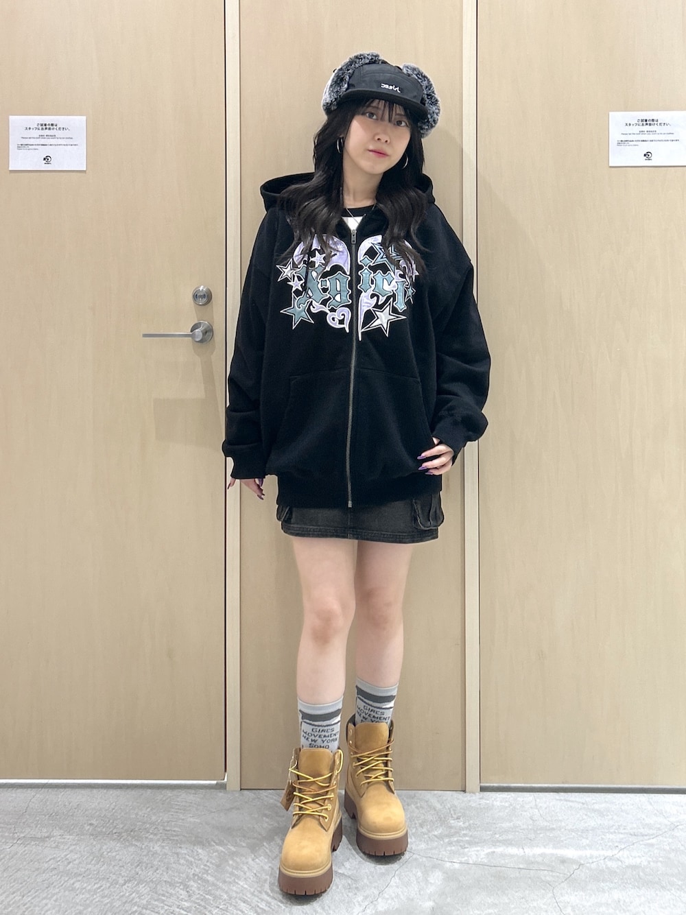 ぱる X-girl（エックスガール）の「TRIBAL HEART ZIP UP SWEAT HOODIE