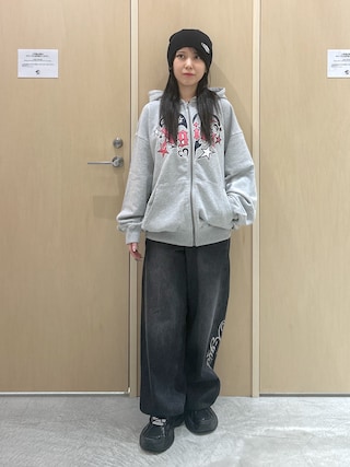 X-girl（エックスガール）の「TRIBAL HEART ZIP UP SWEAT HOODIE