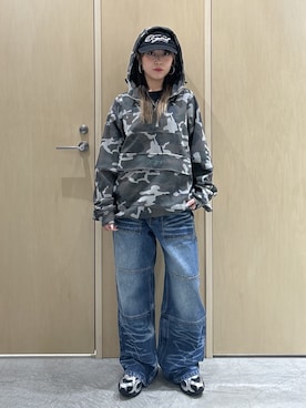 「X-girl（エックスガール）のDISTRESSED SCRIPT LOGO 6PANEL CAP（キャップ、ブラック系）」を使った、REiKAさん（レディース・153cm）の秋コーディネート