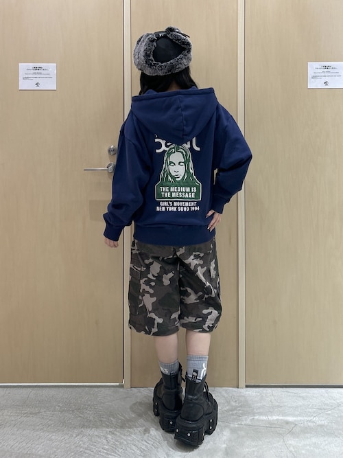 FACE PATCH AND LOGO ZIP UP SWEAT HOODIE（パーカー）｜X-girl