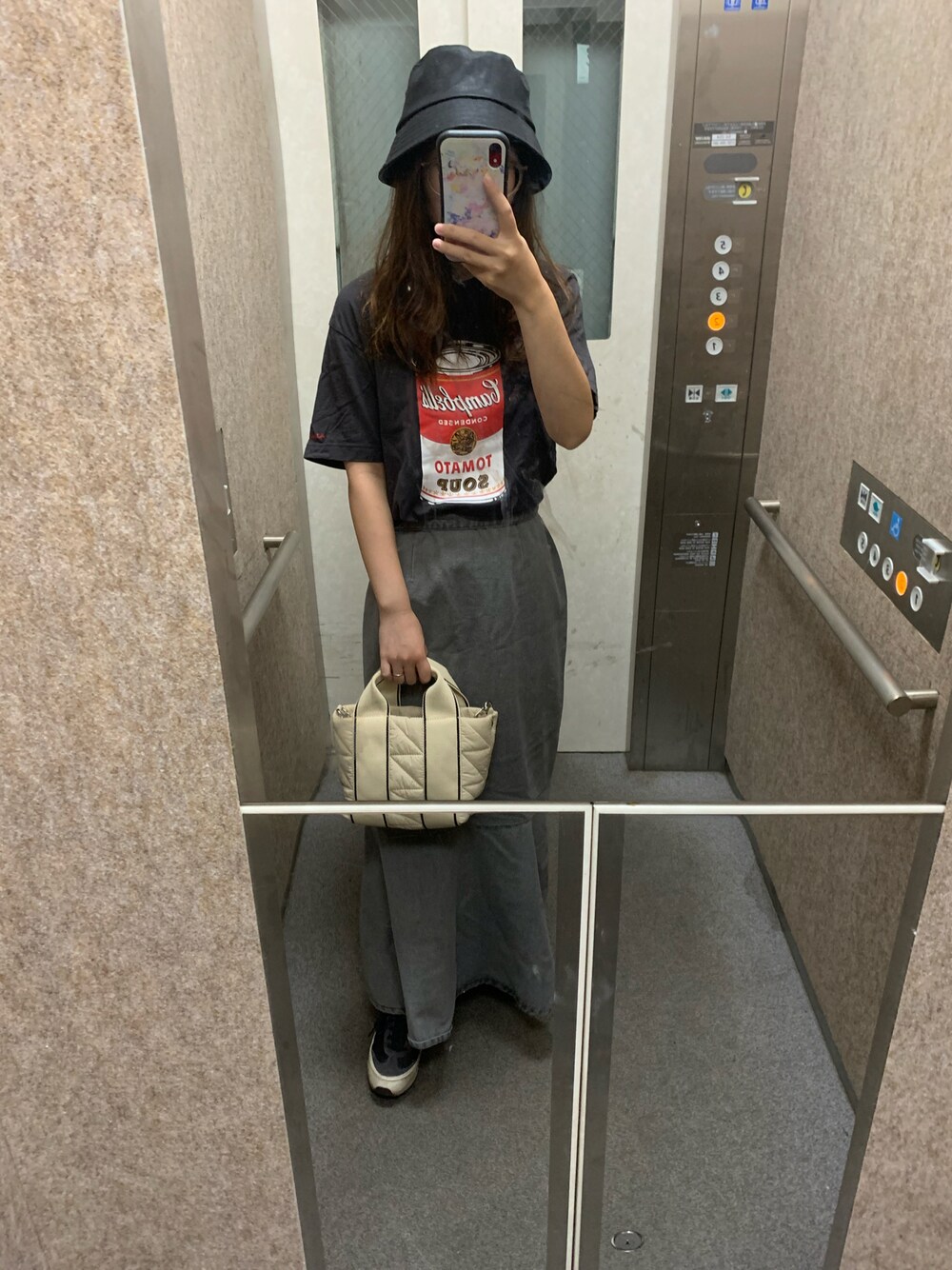 「秋コーデ、今日のコーデ、flowriri、ユニクロ、しまむら、オニツカタイガー、ZARA」｜「しまむらのアイテム（ハット、ブラック系）」を使った、リリさん（レディース・158cm）の秋コーディネートの1枚目の写真