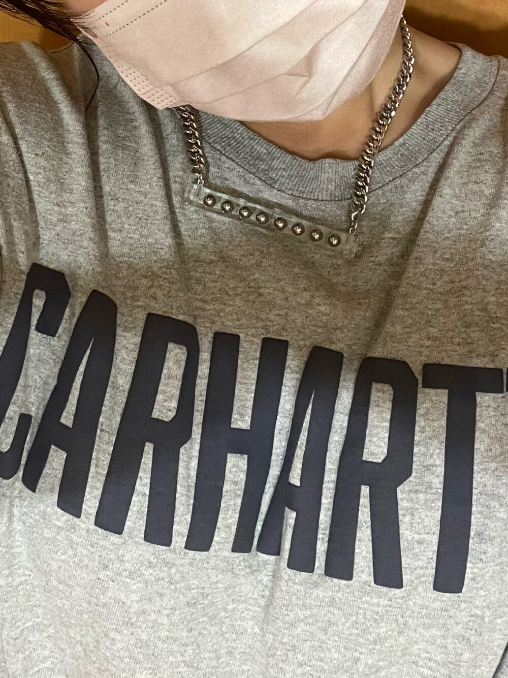 「Carharttのアイテム（Tシャツ/カットソー、グレー系）」を使った、sugari~~~さん（レディース・159cm）の夏コーディネートの1枚目の写真