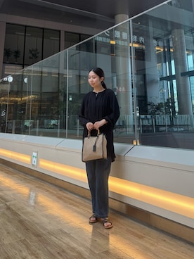 「URBAN RESEARCH DOORS（アーバンリサーチドアーズ）のカフタンチュニック（その他トップス、ブラック系）」を使った、ミウさん（レディース・165cm）の春コーディネート