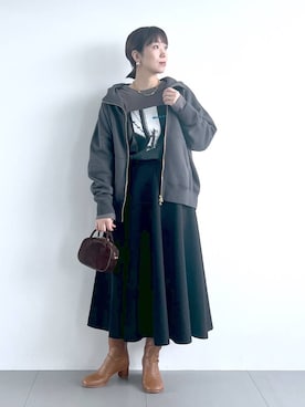 「アイテム（パーカー）」を使った、あべさん（レディース・159cm・40代）の秋コーディネート