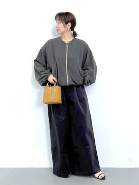 「アイテム（バングル/リストバンド）」を使った、あべさん（レディース・159cm）の秋コーディネート