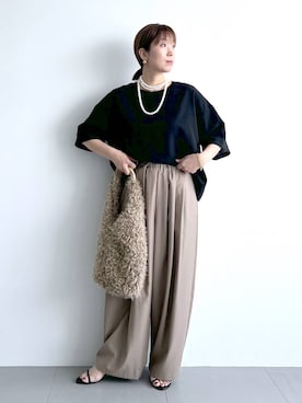 「ピアス」｜「アイテム（サンダル）」を使った、あべさん（レディース・159cm）の秋コーディネート