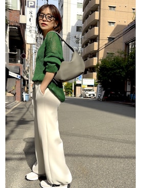 「LOUNGEDRESS（ラウンジドレス）のギマショートニット（ニット/セーター、グリーン系）」を使った、granさん（レディース・155cm）の春コーディネート