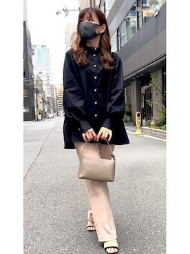 「Whim Gazette（ウィムガゼット）のアイテム（スラックス）」を使った、granさん（レディース・155cm）の秋コーディネート