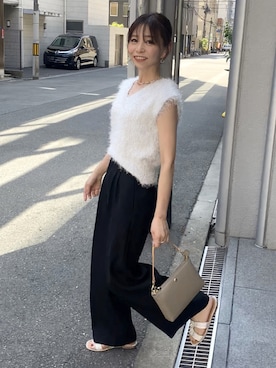 「アイテム（スラックス）」を使った、granさん（レディース・155cm）の夏コーディネート