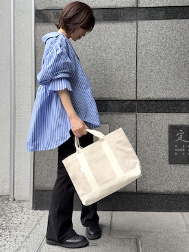 「VIS（ビス）のアイテム（トップス）」を使った、granさん（レディース・155cm）の春コーディネート