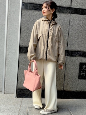 「アイテム（ナイロンジャケット）」を使った、granさん（レディース・155cm）の秋コーディネート