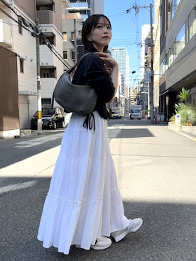 「Gran creerのアイテム（ショルダーバッグ、グレー系）」を使った、granさん（レディース・155cm）の秋コーディネート