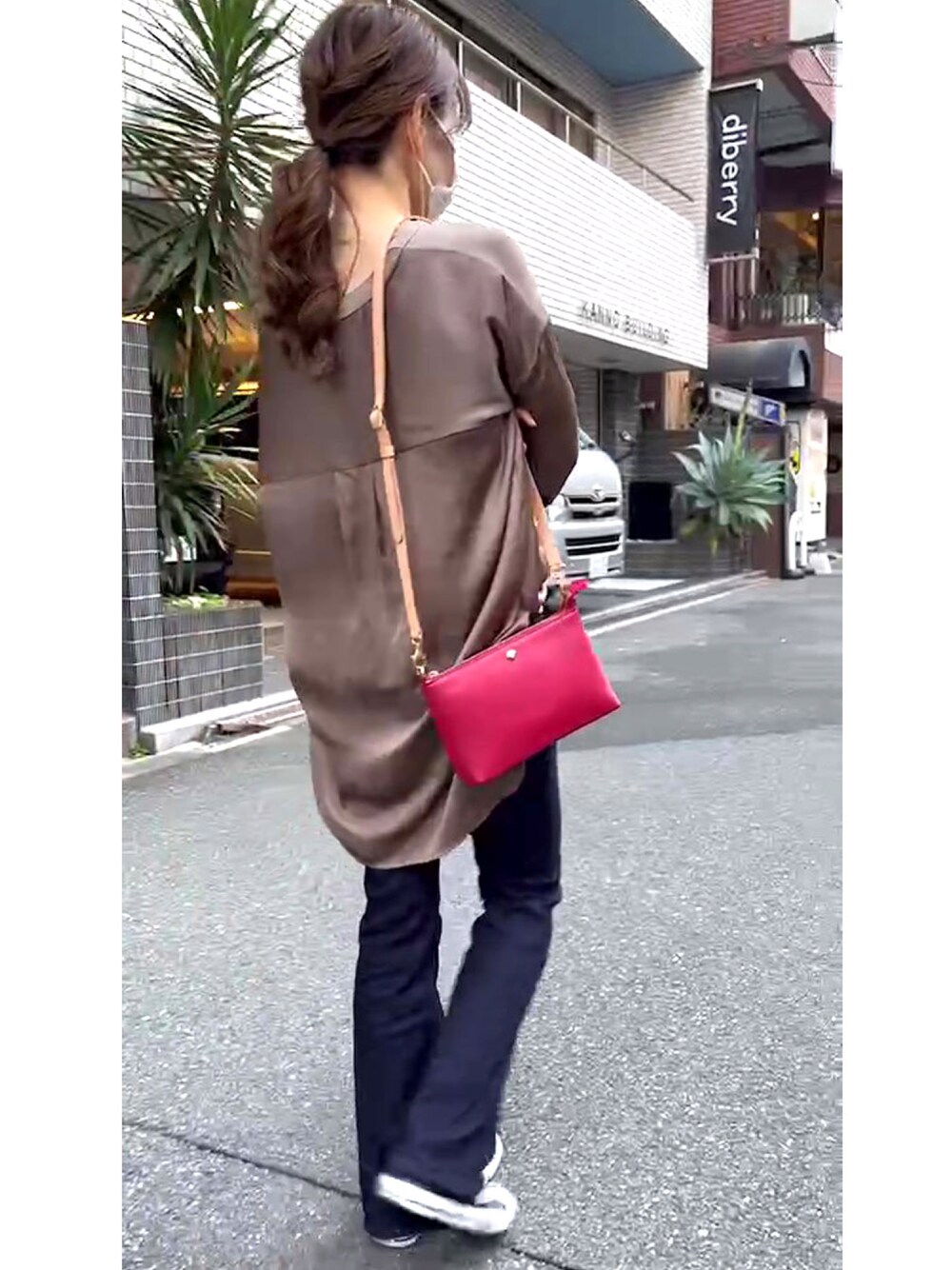 LOUNGEDRESS（ラウンジドレス）の「サテンバイヤスブラウス（シャツ