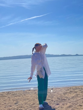 「COMOLI（コモリ）のアイテム」を使った、maiffyさん（レディース・156cm）の夏コーディネート