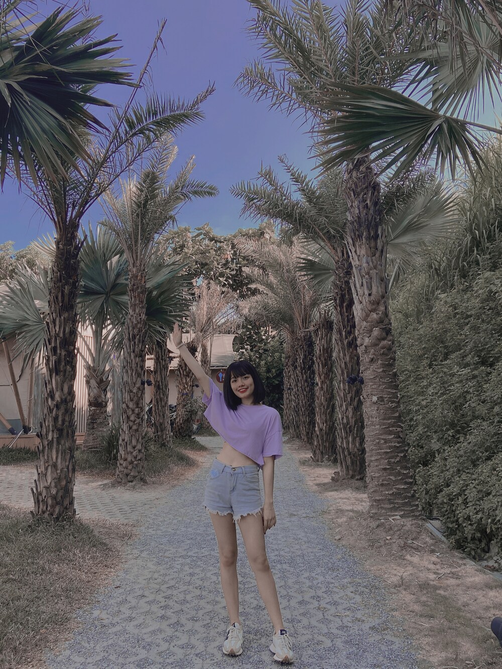 「ootd、夏、夏コーデ、夏だ！Tシャツ着よう！、夏セールで買いました、NIKE、New Balance、韓国ファッション、韓国ブランド、日系極簡、女人味、牛仔褲、基礎款、通勤穿搭」｜「無のアイテム（Tシャツ/カットソー、パープル系）」を使った、Lさん（レディース・158cm）の夏コーディネートの1枚目の写真
