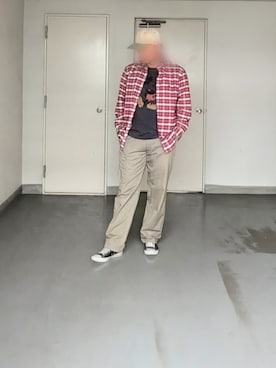 「アイテム（チノパンツ）」を使った、kazuhiroさん（メンズ・176cm）の夏コーディネート