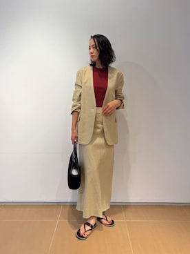 「COLUMN（コラム）のアイテム」を使った、ESTNATIONさん（レディース・164cm）の夏コーディネート