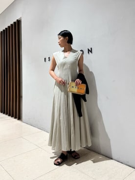 MARIHAのワンピース（ベージュ系）を使った人気ファッション