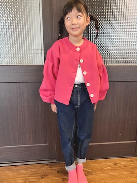 「BRANSHES（ブランシェス）の【ガーデナーテーパード】デニムパンツ（デニムパンツ、ブルー系）」を使った、しずくさん（キッズ・129cm）の秋コーディネート