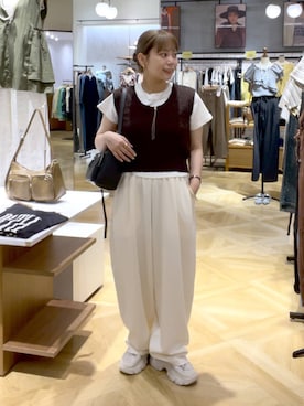 「アイテム（デニムパンツ、ベージュ系）」を使った、ayaさん（レディース・153cm）の夏コーディネート