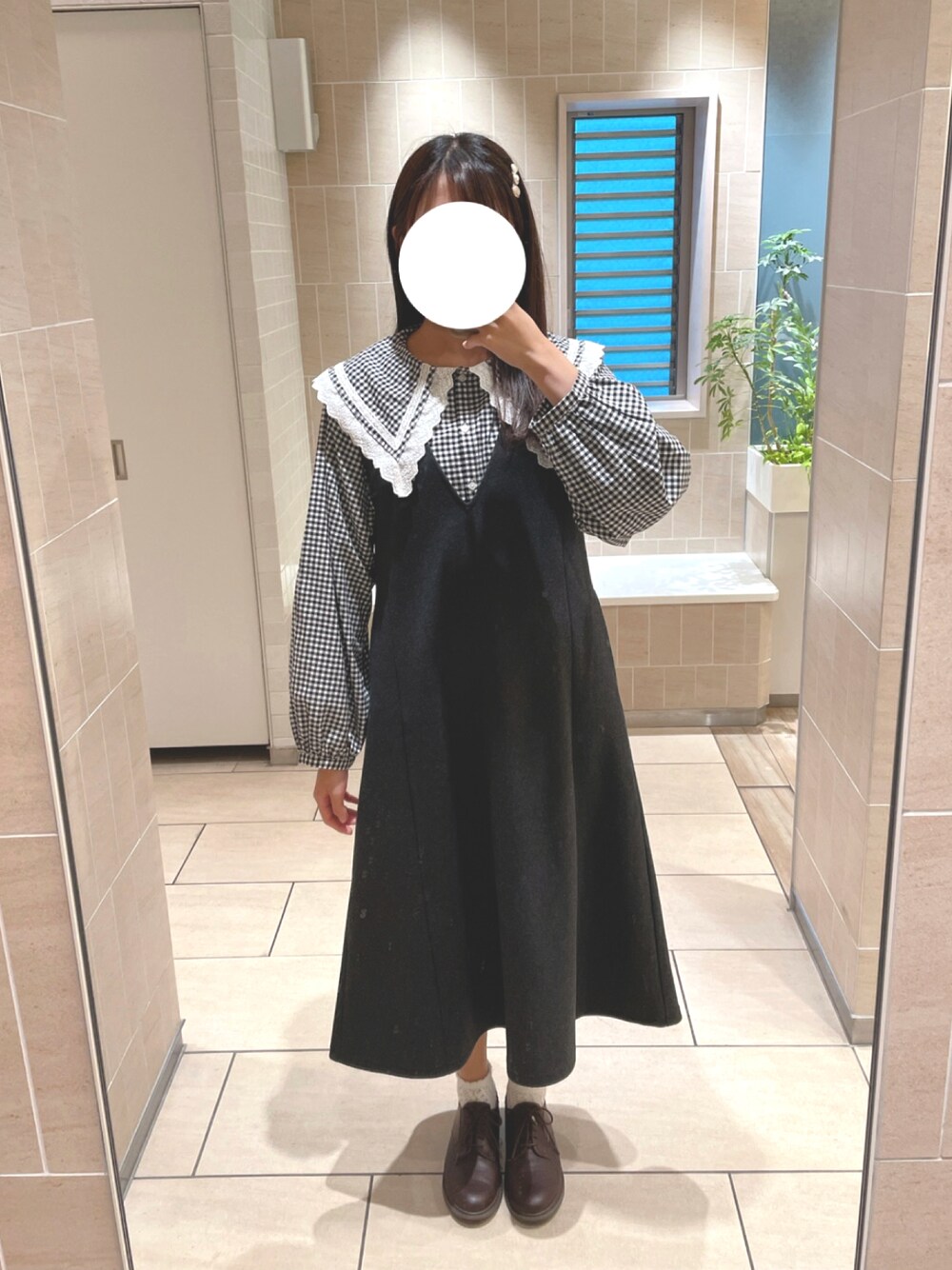 「大学生、大学生コーデ、エヘカソポ、ehka sopo、今日のコーデ、ジャンパースカート、秋コーデ」｜「ehka sopoのレースアップシューズ（ドレスシューズ、ブラウン系）」を使った、さえさん（レディース・162cm）の秋コーディネートの1枚目の写真