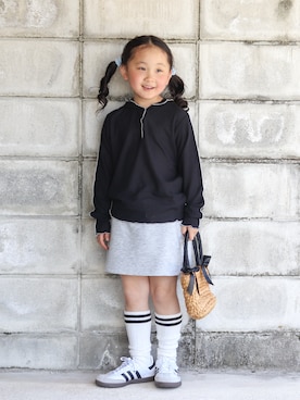 「CIAOPANIC TYPY（チャオパニックティピー）の【KIDS】シアーワッフルフードロンTEE《ジュニアサイズあり》（Tシャツ/カットソー、ブラック系）」を使った、yuto@airiさん（キッズ・110cm）の春コーディネート