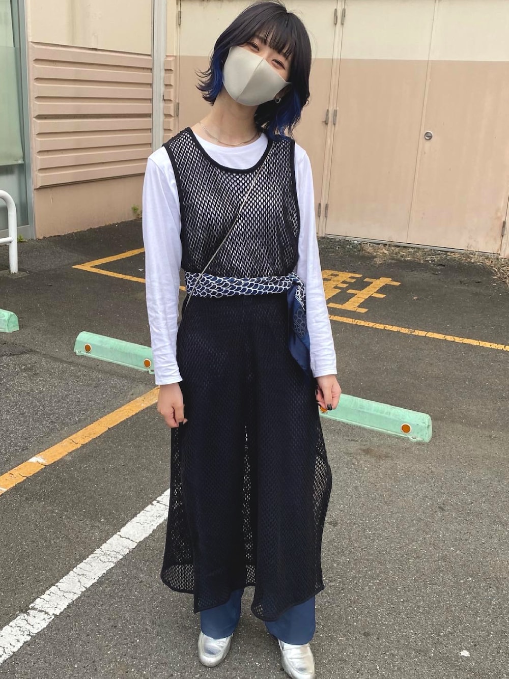 「メッシュワンピ、ロングワンピース、プチプラ、ショートヘア、おしゃれさんと繋がりたい」｜「GUのアイテム（トップス、ブラック系）」を使った、tomoさん（レディース・160cm）の秋コーディネートの1枚目の写真