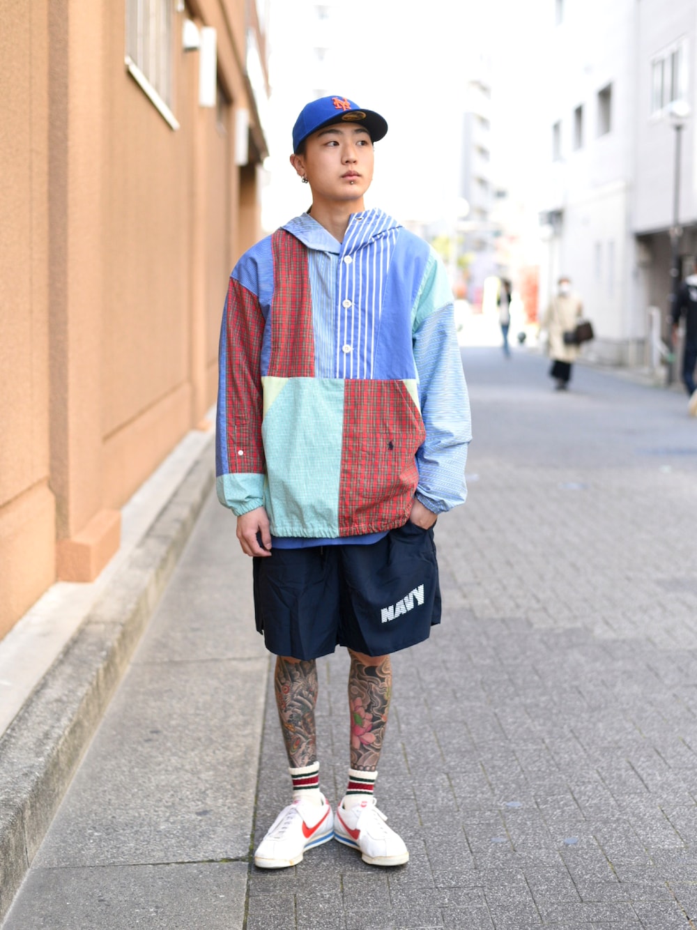 「GO!DON、伊丹、低身長、キャップ、パッチワーク、アノラックパーカー、休日スタイル、コルテッツ、USNAVY、ストリート、夏コーデ、ワントーンコーデ、ハーフパンツ、ストライプシャツ、ニューエラ」｜「NasngwamのHORSE ANORAK ¥24000+tax 着用-L（トップス、その他）」を使った、417さん（メンズ・168cm）の夏コーディネートの1枚目の写真