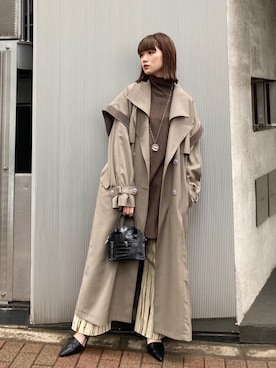 「MURUA（ムルーア）のアイテム（トレンチコート）」を使った、MURUAさん（レディース・160cm）の夏コーディネート