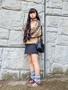 「アイテム（ジャージ）」を使った、花音さん（キッズ・149cm）の秋コーディネート