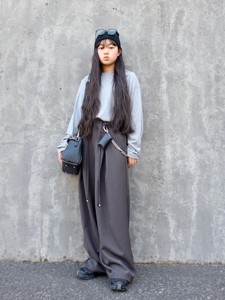 「tiptop（ティップトップ）の【ZOZO限定アイテム】ウエスト紐付タックワイドパンツ（スラックス）」を使った、花音さん（キッズ・150cm）の春コーディネート