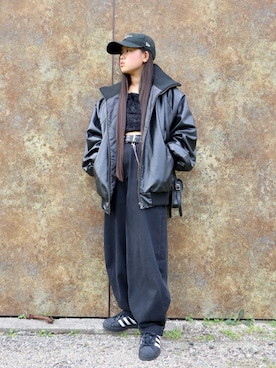 「アイテム（デニムパンツ）」を使った、花音さん（キッズ・149cm）の秋コーディネート