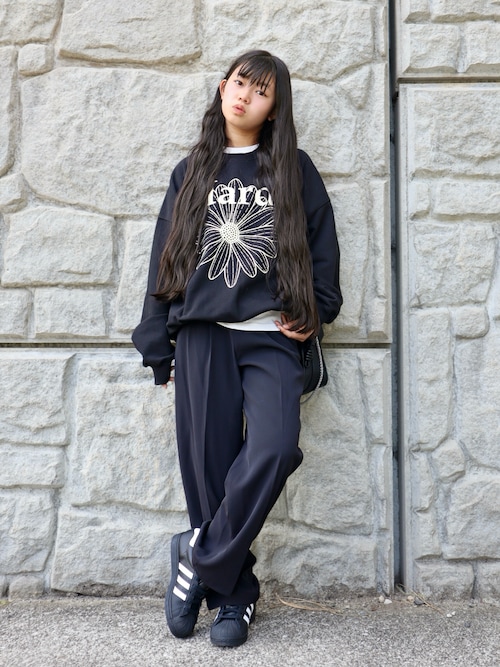 トレーナーコーデ mardi スウェット サイズ感 SWEATSHIRT FLOWERMARDI スウェットシャツ フラワーマルディ スウェット Mardi Mercredi マルディ