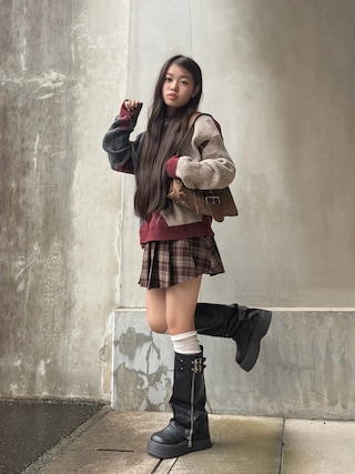 「ViViDAY(ビビデー)のレースVネック フロントリボン ニットプルオーバー(ニット/セーター)」を使った、花音さん(キッズ・152cm)の秋コーディネート