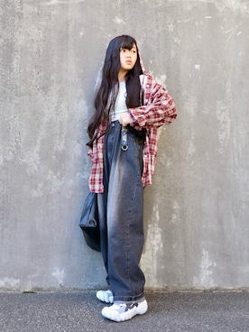 「Onitsuka Tiger（オニツカタイガー）のアイテム」を使った、花音さん（キッズ・150cm）の春コーディネート