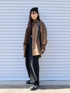 「アイテム（スニーカー）」を使った、花音さん（キッズ・149cm）の秋コーディネート