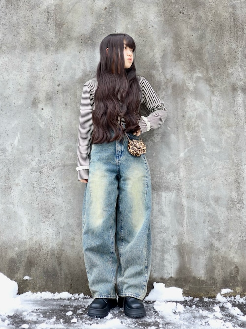 「forksy.（フォルクシー）の【forksy.】<エブリデイシリーズ>シアーフリルカフスリブニットプルオーバー（ニット/セーター）」を使った、花音さん（キッズ・150cm）の冬コーディネート