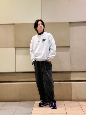 「NEONSIGN（ネオンサイン）のアイテム」を使った、みずごろうさん（メンズ・167cm）の冬コーディネート