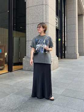 「CIAOPANIC TYPY（チャオパニックティピー）の【ユニセックス】【プラスサイズあり】【SWITCH RECORD】ヴィンテージフェードツアーTee（Tシャツ/カットソー、ブラック系）」を使った、ayaさん（レディース・158cm）の春コーディネート