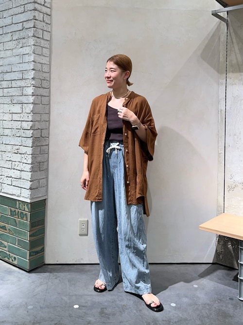 【夏の体型カバー】リネンレーヨンドルマンシャツ