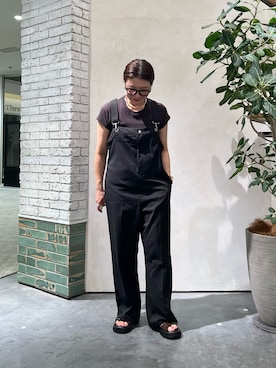 「WILLOW（ウィロー）の【willow】スラックスサロペット（サロペット/オーバーオール、ブラック系）」を使った、ayaさん（レディース・158cm）の夏コーディネート