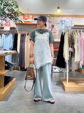 「CIAOPANIC TYPY（チャオパニックティピー）の【willow】スパンコールビーズレースアシメキャミチュニック（Tシャツ/カットソー、ホワイト系）」を使った、ayaさん（レディース・158cm）の夏コーディネート