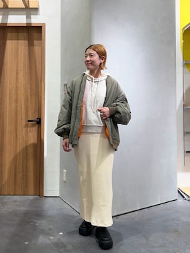 「アイテム（MA-1）」を使った、ayaさん（レディース・158cm）の冬コーディネート