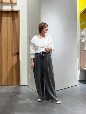 「CIAOPANIC TYPY（チャオパニックティピー）の【低身長・高身長対応/サイズ展開あり】スタイルアップ柔らかワイドイージーパンツ/デニム/スラックス（デニムパンツ、グレー系）」を使った、ayaさん（レディース・158cm）の春コーディネート