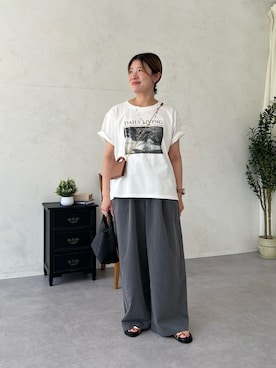 「CIAOPANIC TYPY（チャオパニックティピー）の【接触冷感】アソートフォトプリントTee（Tシャツ/カットソー、ホワイト系）」を使った、ayaさん（レディース・158cm）の春コーディネート