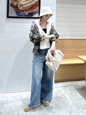 「BAYFLOW（ベイフロー）のアイテム（帽子）」を使った、ジュネさん（レディース・162cm）の秋コーディネート
