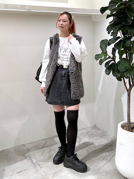 「Lee（リー）のアイテム（スカート）」を使った、ジュネさん（レディース・162cm）の秋コーディネート
