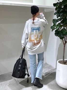 「PENDLETON（ペンドルトン）のアイテム（スウェット）」を使った、ジュネさん（レディース・162cm）の秋コーディネート