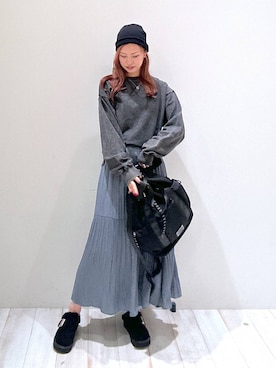 「BAYFLOW」｜「アイテム（スリッポン）」を使った、ジュネさん（レディース・162cm）の秋コーディネート